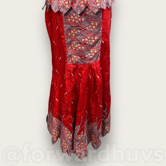 Hand Made Custom Embroidered Lehenga Choli Mermaid Style Bridal Dress | See Meas - Picture 3 of 16